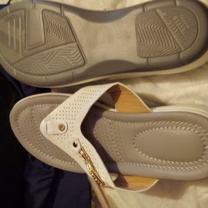 White thong sandals